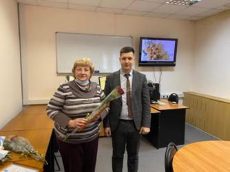 Александр Бондаренко поздравил сотрудников Центра занятости 